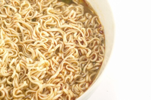 how-to-cook-maruchan-ramen-1701221731.jpg